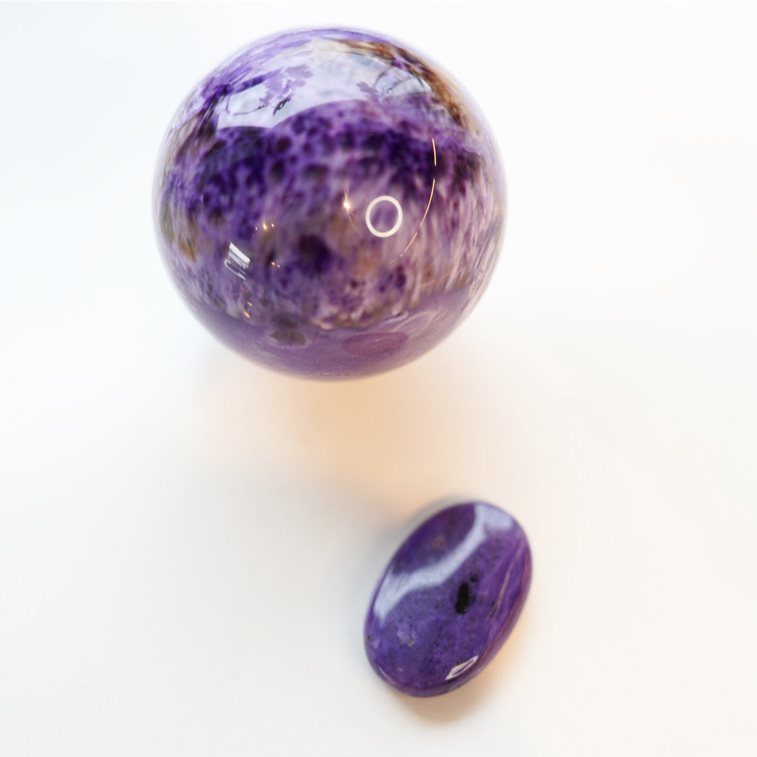 Charoite palm stone