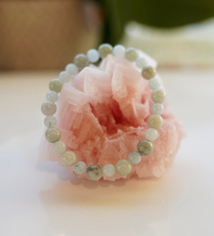 Crystal bracelet - size M/L - Aquamarine / Green Burmese Jade